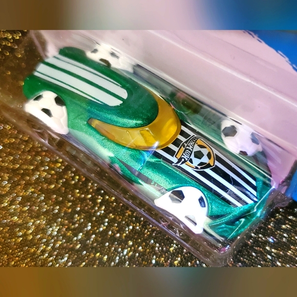 Hot Wheels‎ - Picture 6 of 9